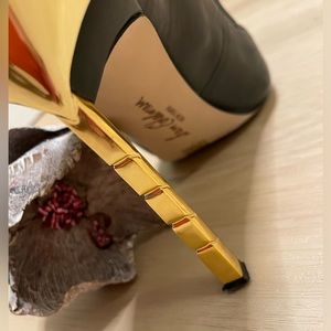 Sam Edelman SEXY stiletto booties with gold heels